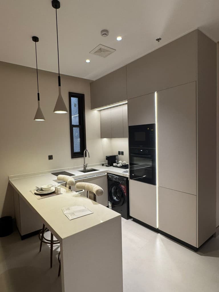 Evana kitchenette